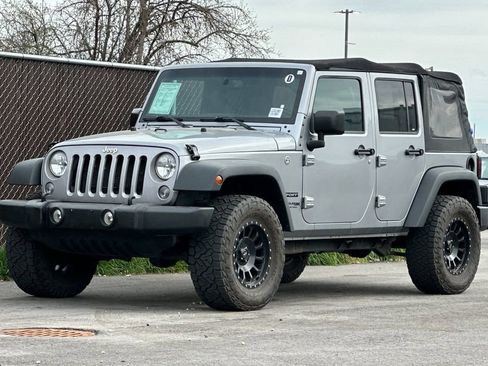 Used 2018 Jeep Wrangler Unlimited Sport S image 8