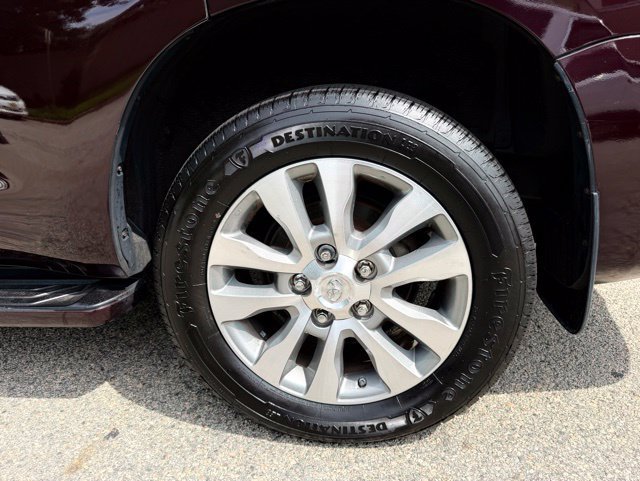 Used 2016 Toyota Sequoia Limited w/ Safety & Convenience Package AWD/4WD image 40