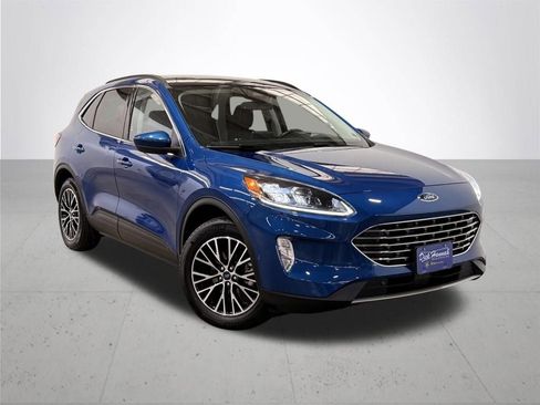 Used 2022 Ford Escape Titanium w/ Titanium Premium Package image 7