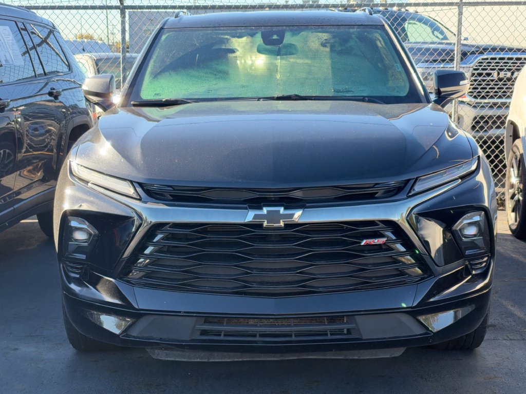 Used 2025 Chevrolet Blazer RS FWD image 3