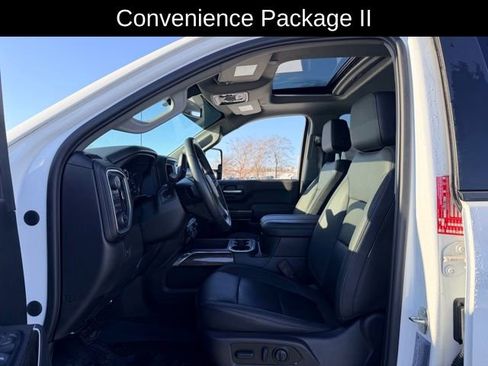 Certified 2023 Chevrolet Silverado 3500 LT w/ Convenience Package image 8