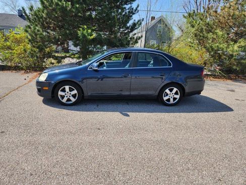 Used 2009 Volkswagen Jetta SE image 7