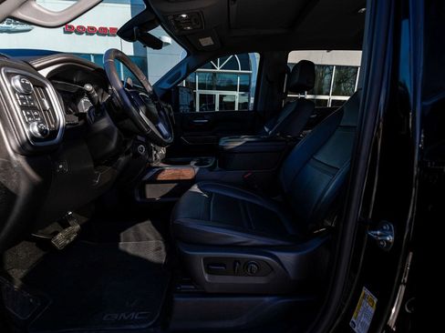 Used 2021 GMC Sierra 3500 Denali w/ Denali Ultimate Package image 26