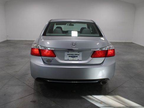 Used 2013 Honda Accord LX image 8