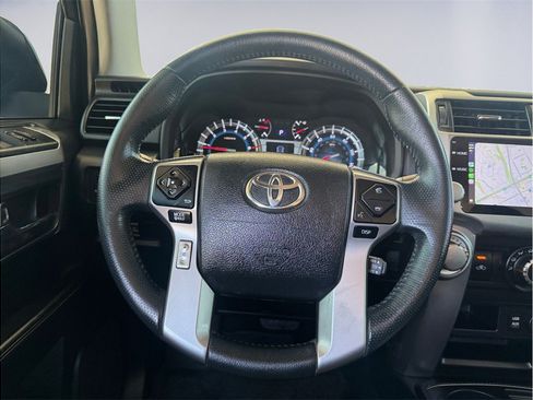 Used 2019 Toyota 4Runner SR5 RWD image 13