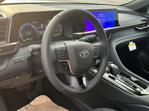 New 2026 Toyota Crown XLE image 10