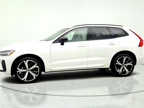 Used 2025 Volvo XC60 B5 Ultra w/ Protection Package Premier AWD/4WD image 8