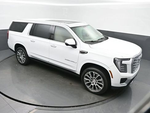 New 2026 GMC Yukon XL Denali w/ Sun & Power Step Package image 47