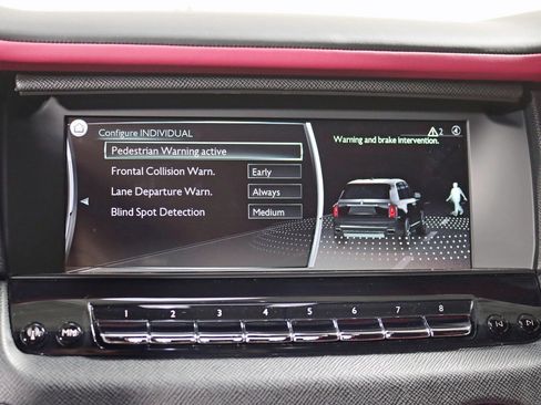 Used 2023 Rolls-Royce Cullinan Black Badge w/ Driver's Package image 30