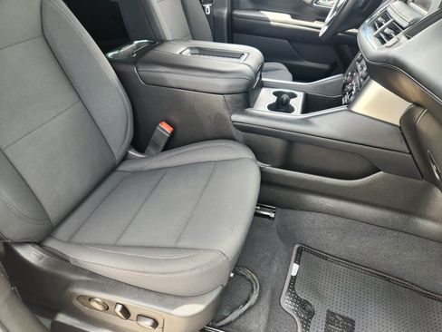 Used 2022 Chevrolet Tahoe 2WD w/ 1FL Safety Package image 13
