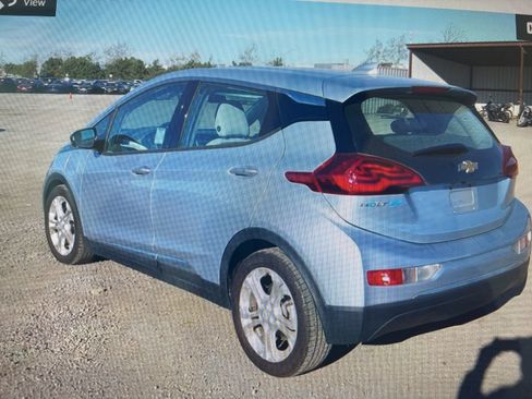 Used 2018 Chevrolet Bolt LT image 18