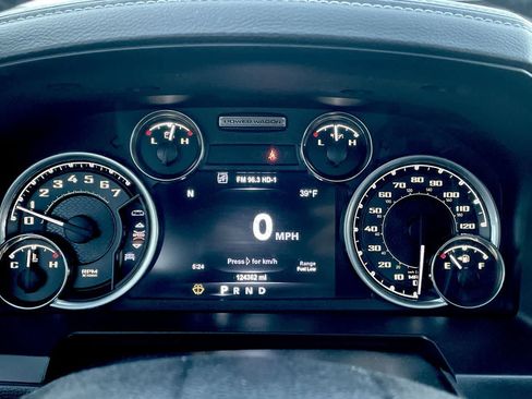 Used 2018 RAM 2500 Power Wagon w/ Leather & Luxury Group image 30