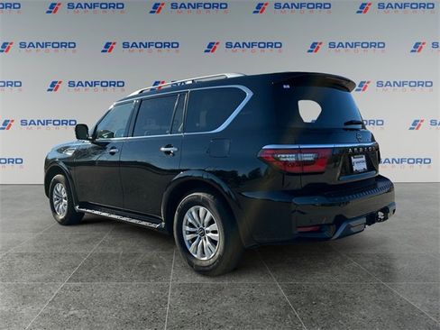 Used 2024 Nissan Armada SV image 3