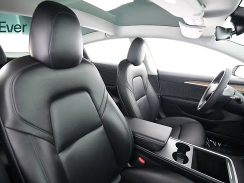Used 2023 Tesla Model 3 Standard Range RWD image 23