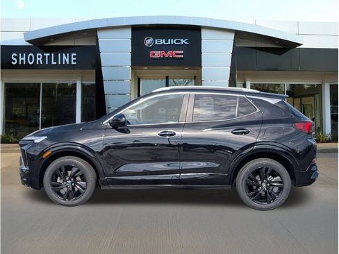 Used 2024 Buick Encore GX Sport Touring AWD/4WD image 6