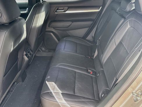 Used 2025 GMC Terrain Elevation w/ Elevation Premium Package AWD/4WD image 5