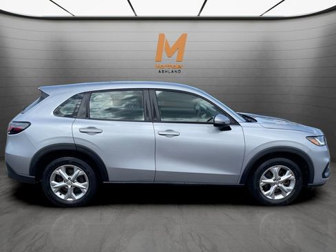 Used 2023 Honda HR-V LX image 6