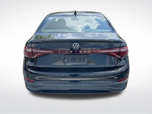 Used 2025 Volkswagen Jetta Sport FWD image 4
