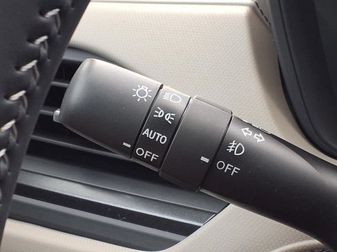 New 2026 Subaru Forester Premium AWD/4WD image 13