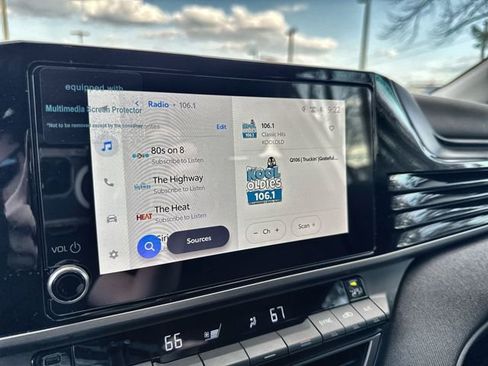 Used 2025 Toyota Camry LE image 25