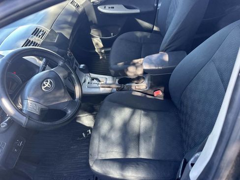 Used 2010 Toyota Corolla S image 9