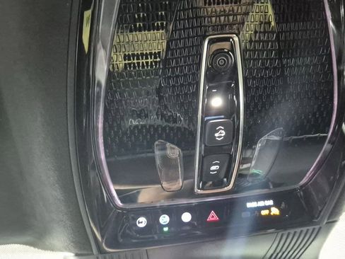 New 2026 Cadillac Vistiq Platinum w/ LPO, Floor Liner Package image 29