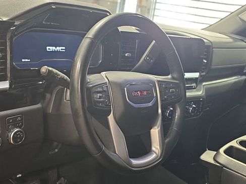 Used 2024 GMC Sierra 1500 SLT AWD/4WD image 15