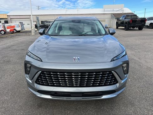 New 2026 Buick Envision Avenir image 8