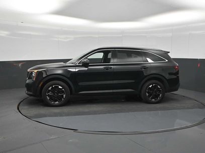 Used 2025 Kia Sorento S