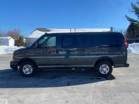 Used 2017 Chevrolet Express 2500 LS image 9