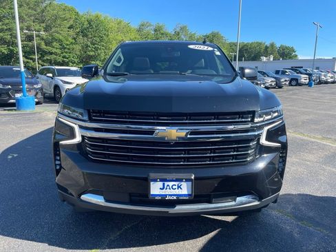 Used 2021 Chevrolet Tahoe LT w/ LT Signature Package AWD/4WD image 2