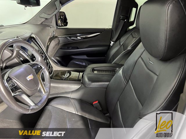 Used 2019 Cadillac Escalade Platinum AWD/4WD image 8