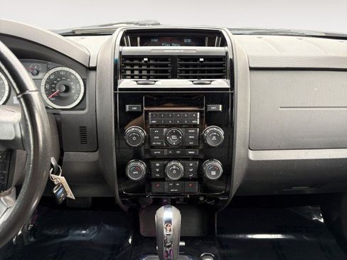 Used 2011 Ford Escape Limited w/ 302A Rapid Spec Order Code AWD/4WD image 14