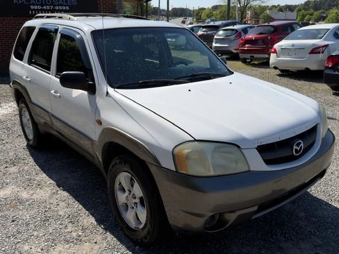 Used 2004 MAZDA Tribute LX image 9