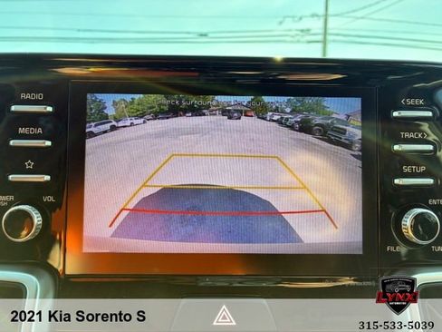 Used 2021 Kia Sorento S AWD/4WD image 18