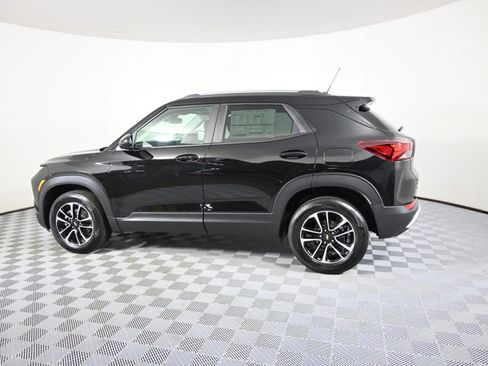 New 2026 Chevrolet TrailBlazer LT w/ Convenience Package image 4