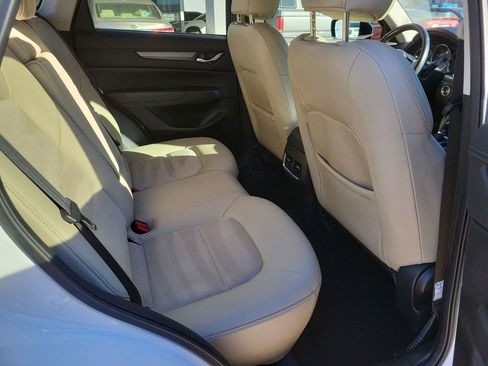 Used 2018 MAZDA CX-5 Touring image 25