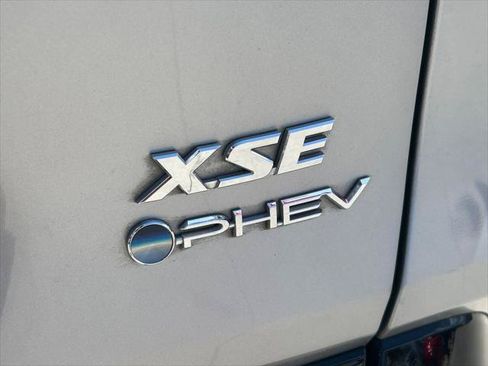 Certified 2025 Toyota RAV4 XSE AWD/4WD image 14