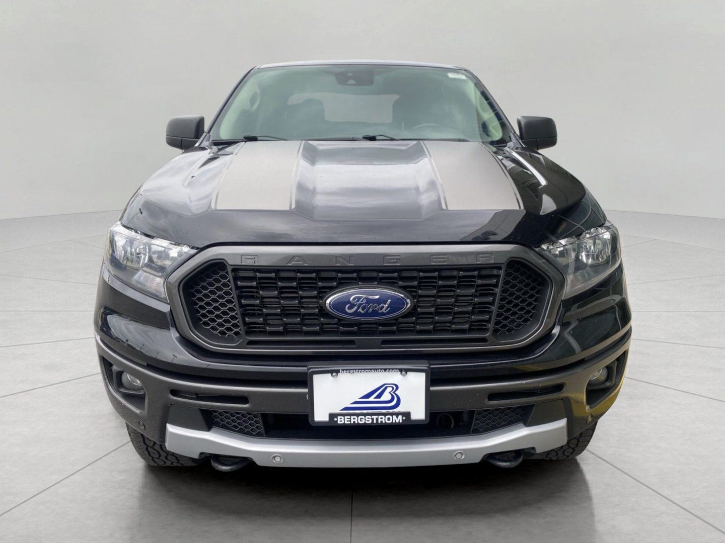 Used 2019 Ford Ranger XLT w/ Equipment Group 302A Luxury AWD/4WD image 4