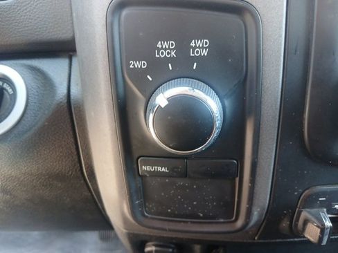 Used 2018 RAM 3500 Tradesman w/ Chrome Appearance Group image 43