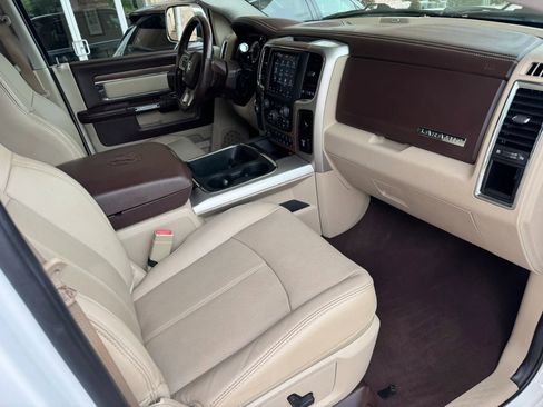 Used 2018 RAM 2500 Laramie AWD/4WD image 27