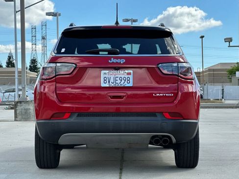 Used 2018 Jeep Compass Limited w/ Navigation Group image 4