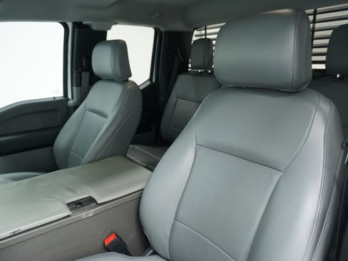 Used 2023 Ford F250 XL RWD image 11