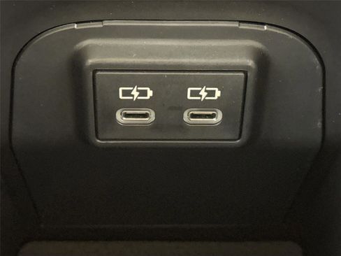 Certified 2022 Toyota RAV4 XLE image 31