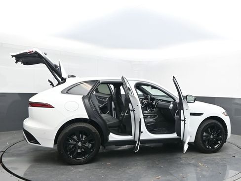 New 2026 Jaguar F-PACE R-Dynamic S image 37