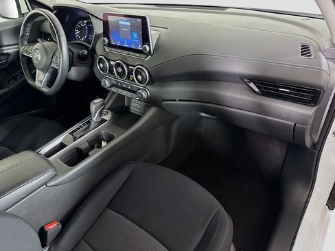 Used 2023 Nissan Sentra SV FWD image 30