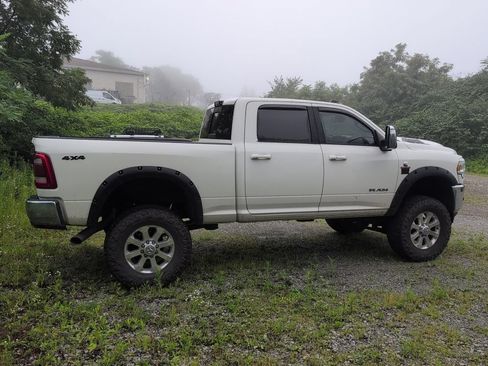 Used 2023 RAM 2500 Laramie AWD/4WD image 5