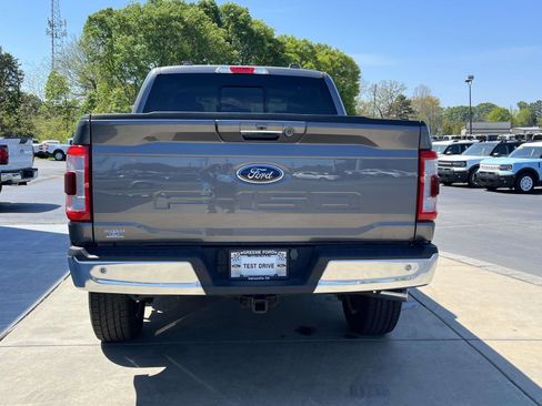 Used 2023 Ford F150 Lariat w/ Trailer Tow Package image 5