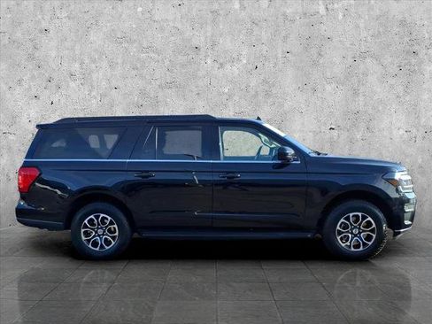 Certified 2024 Ford Expedition Max XLT image 4