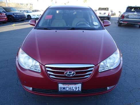 Used 2010 Hyundai Elantra GLS image 2